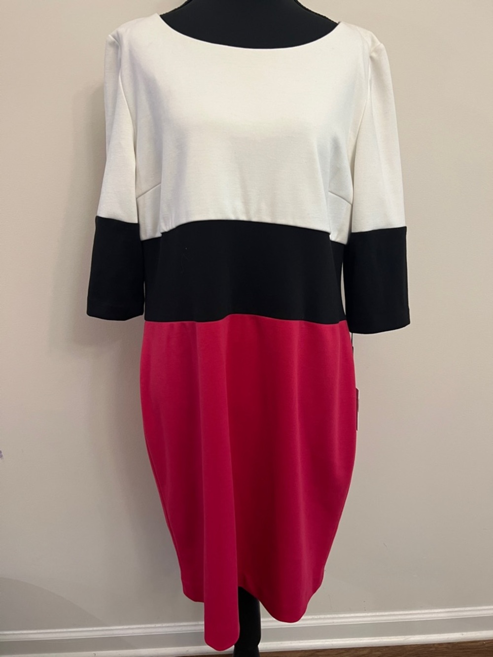 Colorblock Crewneck Dress - White, Black & Pink